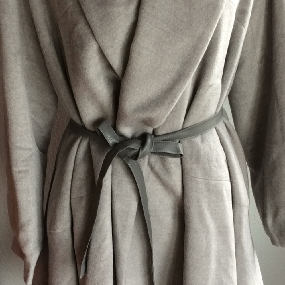 Coat - Picture 3 of 3